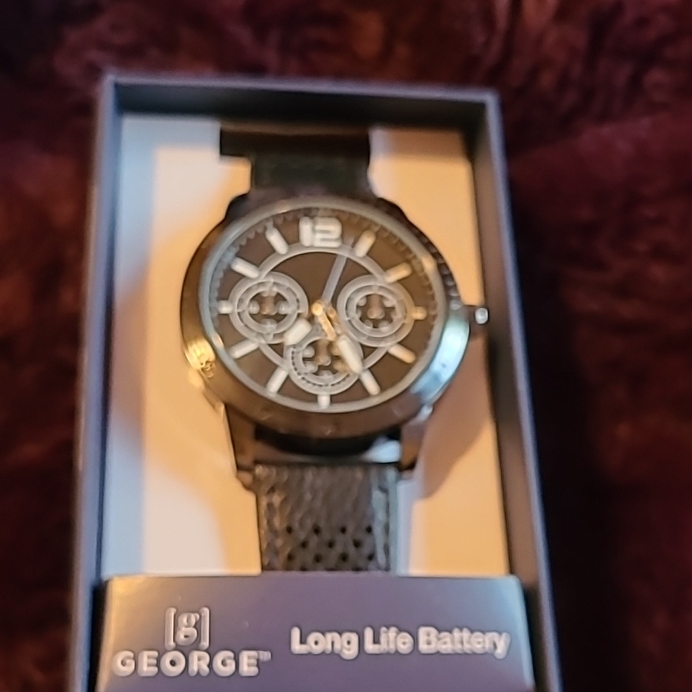 NIB Mens George Watch